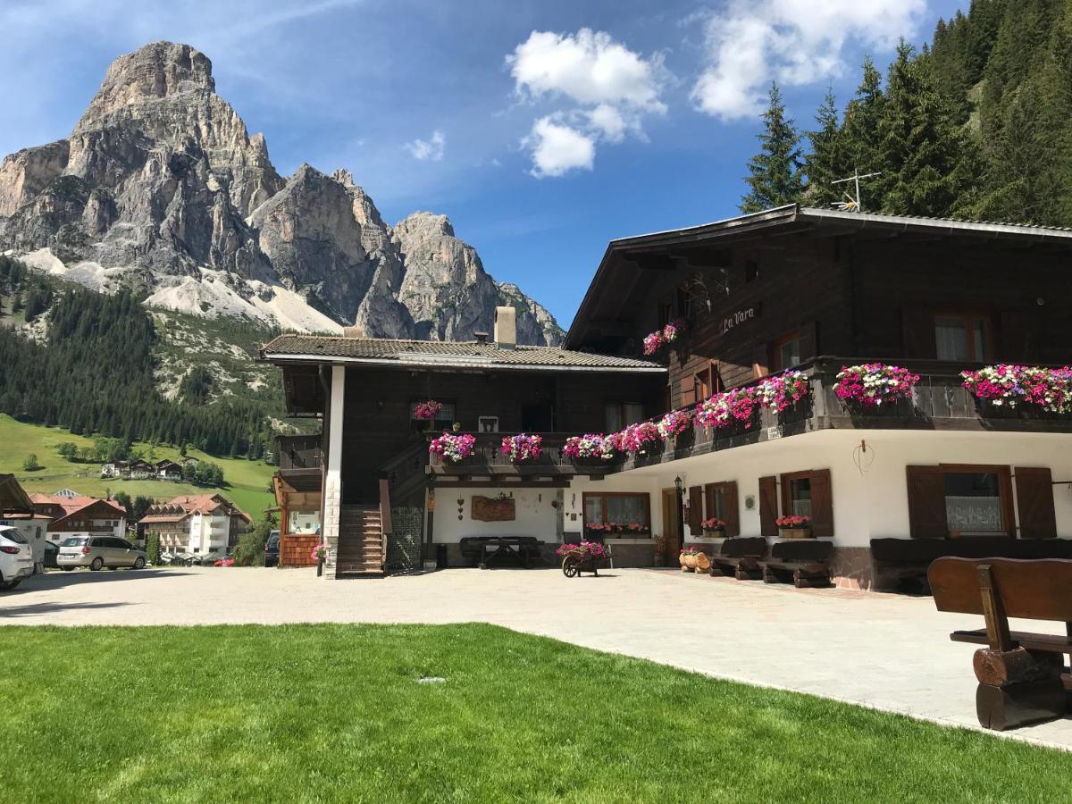 Garni La Vara Corvara In Badia Extérieur photo