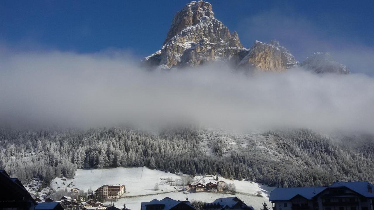 Garni La Vara Corvara In Badia Extérieur photo