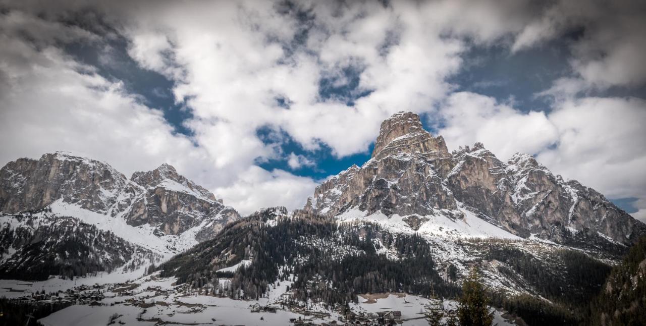 Garni La Vara Corvara In Badia Extérieur photo